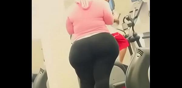  Big ass wide hips at GYM